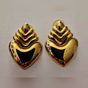 Vintage 1980s gilt gold media heart Escada inspired doorknocker earrings